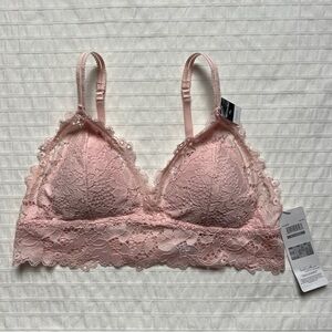 NWT Marilyn Monroe Pastel Pink Lace Bralette with Removable Padding, XL